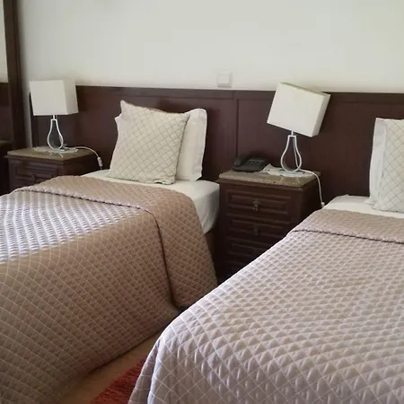 米拉迪艾尔公寓 2*