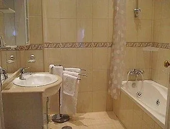 Otel Mira D'aire 2*