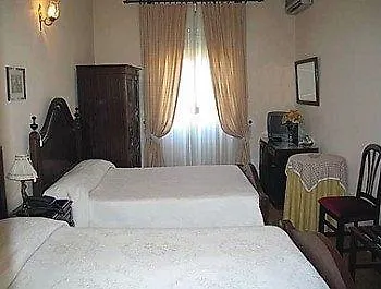 Otel Mira D'aire